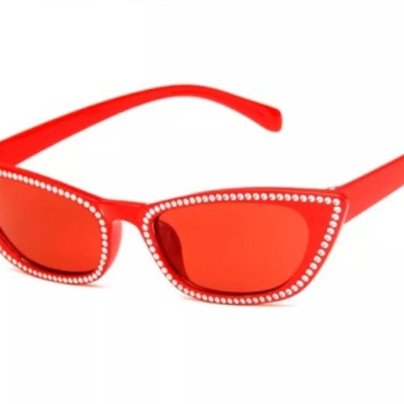 #93🔵Cat Eye Rhinestone and Red Sunglasses - Picture 2 of 4